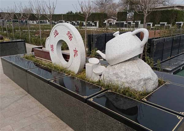 閻良漢皇樹葬墓園在深化殯葬改革方面取得了哪些成果？