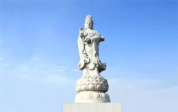 西安壽陽山墓園永安園的水晶碑有哪些獨特之處?