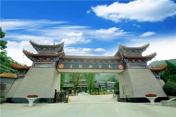 西安九龍山公墓如何體現(xiàn)對(duì)環(huán)保理念的倡導(dǎo)？