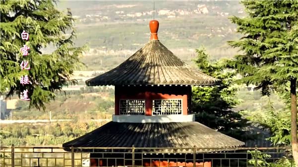 西安霸陵墓園新區(qū)中元節(jié)，緬懷故人