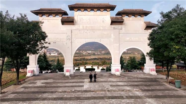西安霸陵墓園是否提供價格優惠活動？