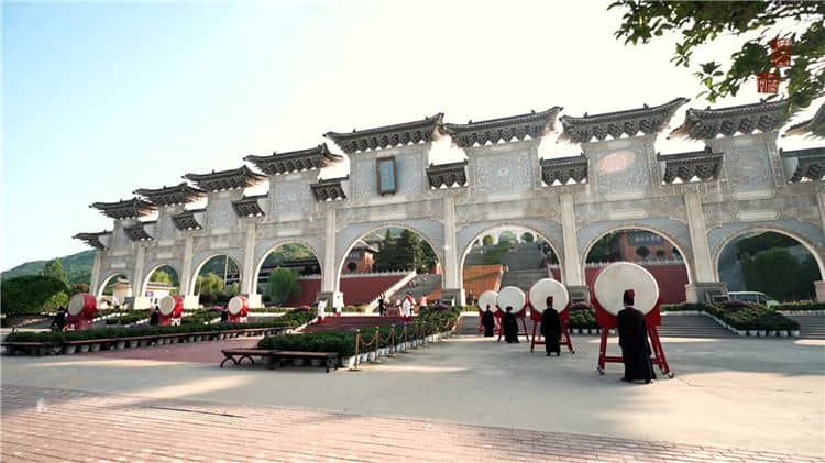 西安霸陵墓園新區(qū)官網？ 西安霸陵墓園幾點開門2024年？