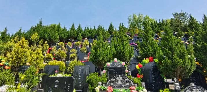白鹿原公墓的環境與風水有何關聯？為何說它具有良好的風水條件？